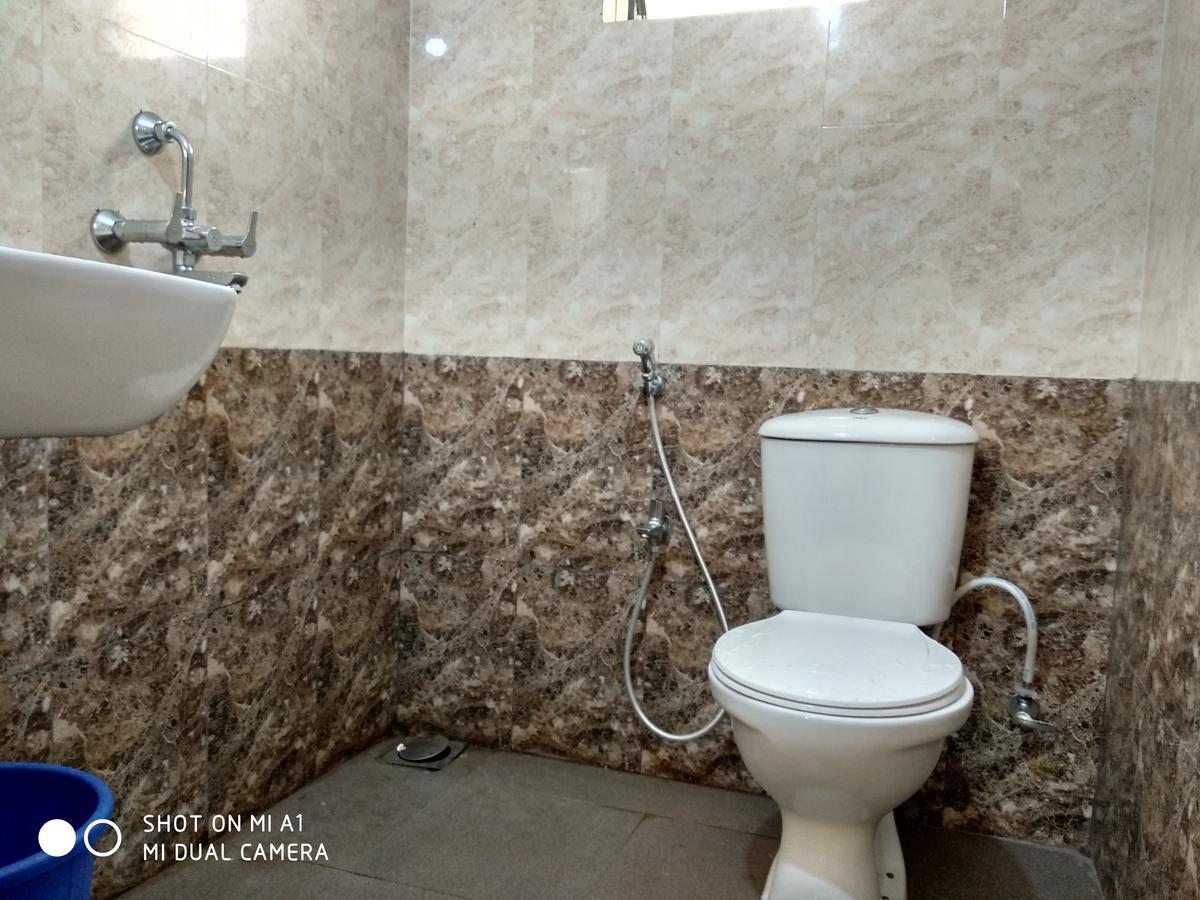 Candolim Beach Place Экстерьер фото