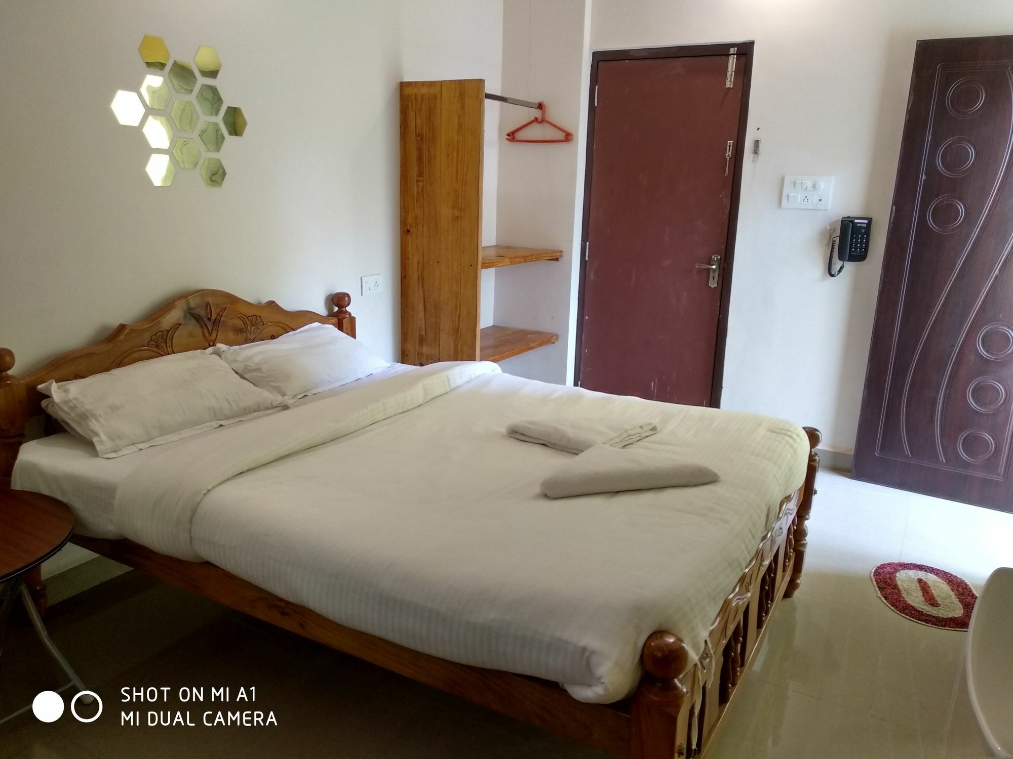 Candolim Beach Place Экстерьер фото